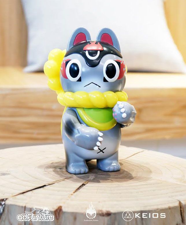 adFunture presents KDHARIGON original colorway by Teresa Chiba